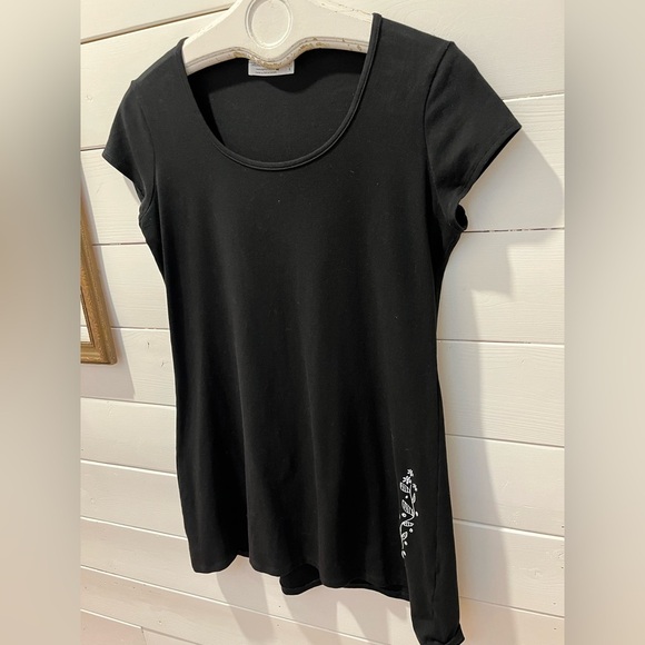 Message Factory – Black Graphic Tunic Tee (Size M) - Picture 8 of 8